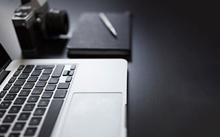 配资世界门户官网:股票开户哪里好-A股三大指数集体收涨 近4400只股飘红 保险股大涨